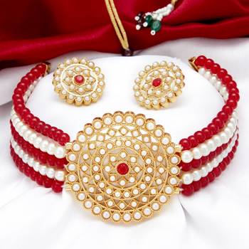 Sukkhi Cluster Gold Plated Red & White Pearl Choker Necklace Set for Women 3