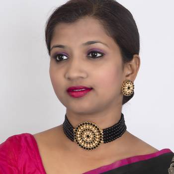Sukkhi Elegant Gold Plated Green & White Pearl Choker Necklace Set for Women 2