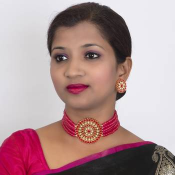 Sukkhi Eye Catchy Gold Plated Red & White Pearl Choker Necklace Set for Women 2