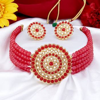 Sukkhi Eye Catchy Gold Plated Red & White Pearl Choker Necklace Set for Women 3
