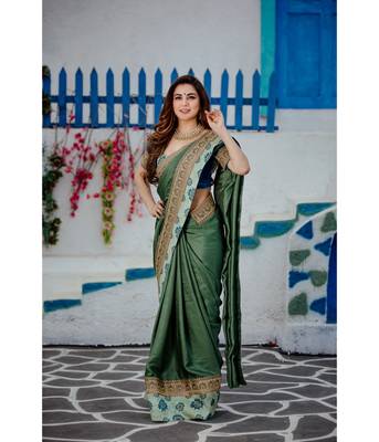 Shraddha Arya Designer Green Party Wear Art Silk Saree 3