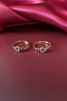 Copper toe-rings