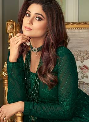 Green Heavy Embroidered Anarkali 4