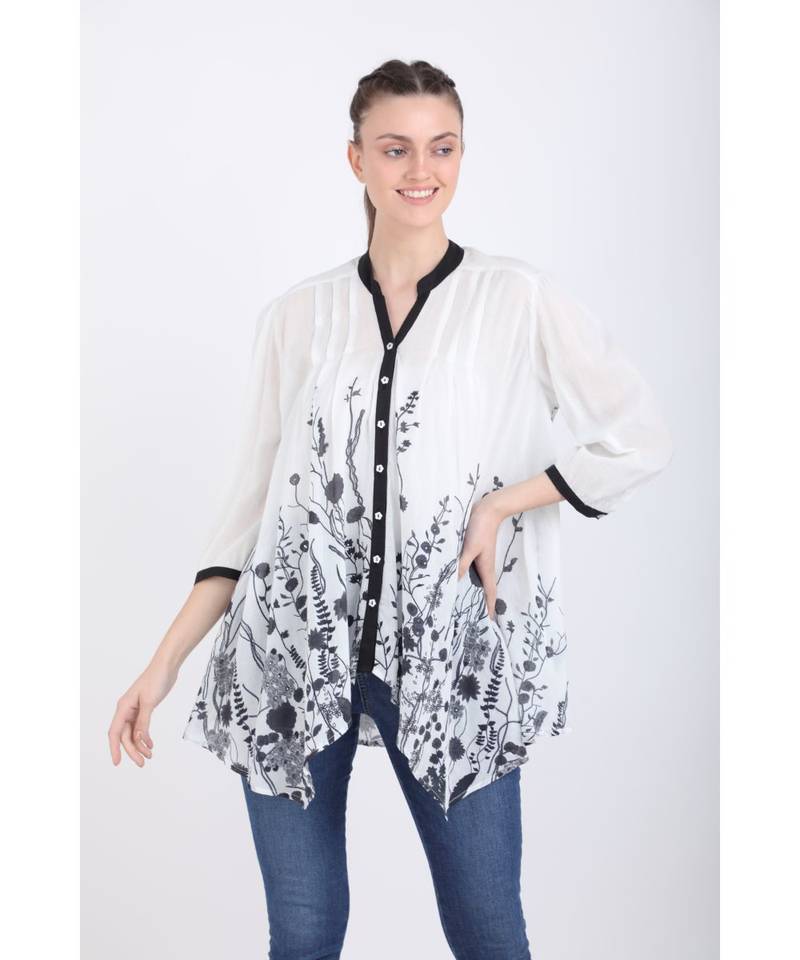 BALI HAI by PASHMA WOMEN'S BEAUTIFUL BLACK AND WHITE PRINT  CASUAL SHIRT