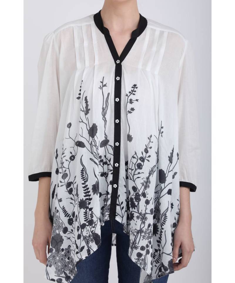 BALI HAI by PASHMA WOMEN'S BEAUTIFUL BLACK AND WHITE PRINT  CASUAL SHIRT