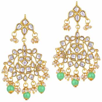 Gold Plated Traditional Kundan Choker Jewellery Set with Earrings & Maang Tikka For Women  4