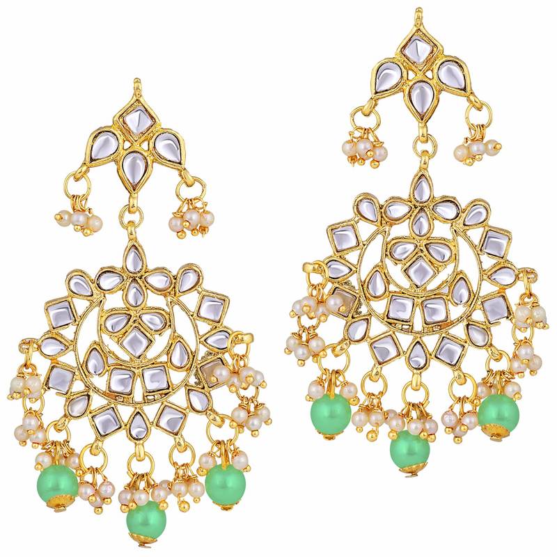 Gold Plated Traditional Kundan Choker Jewellery Set with Earrings & Maang Tikka For Women 