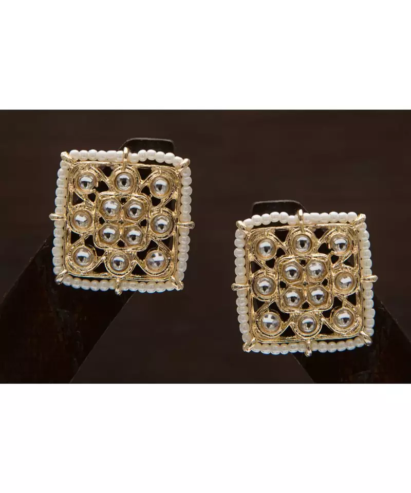 JEWELS RADIANT EARING