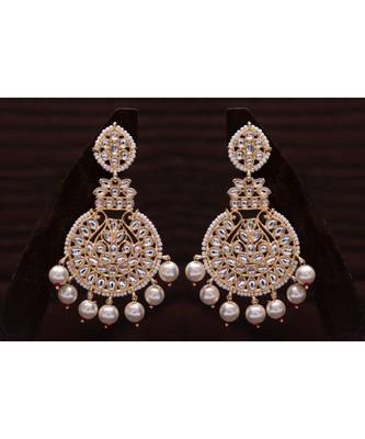 Jewels Glitzy Earing 1