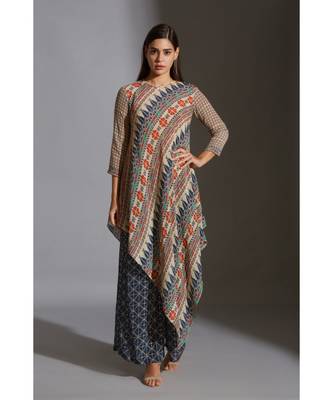 Asymetrical Printed Top With Printed Pants 2