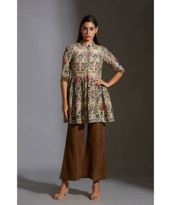 Peplum Printed Top Paired With Printed Pants 1