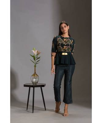 Printed Sequence Peplum Top Paired With Pants 4
