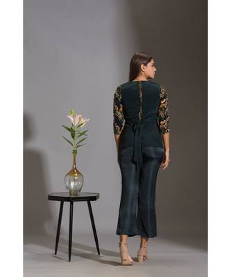 Printed Sequence Peplum Top Paired With Pants 5