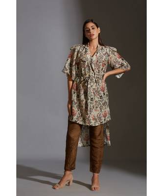 Overlap Printed Jacket With Bell Sleeves Paired With Printed Trousers 1