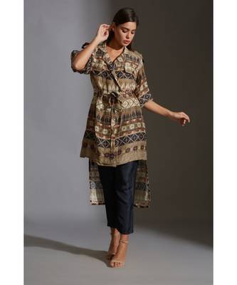 Overlap Printed Jacket With Bell Sleeves Paired With Printed Trousers 2