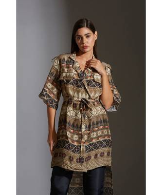 Overlap Printed Jacket With Bell Sleeves Paired With Printed Trousers 3