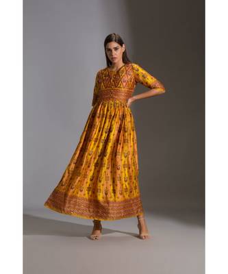 Printed Dress Paired With Sleeveless Jacket 2