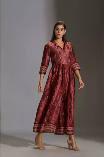 Maroon Printed Collared Jumpsuit 