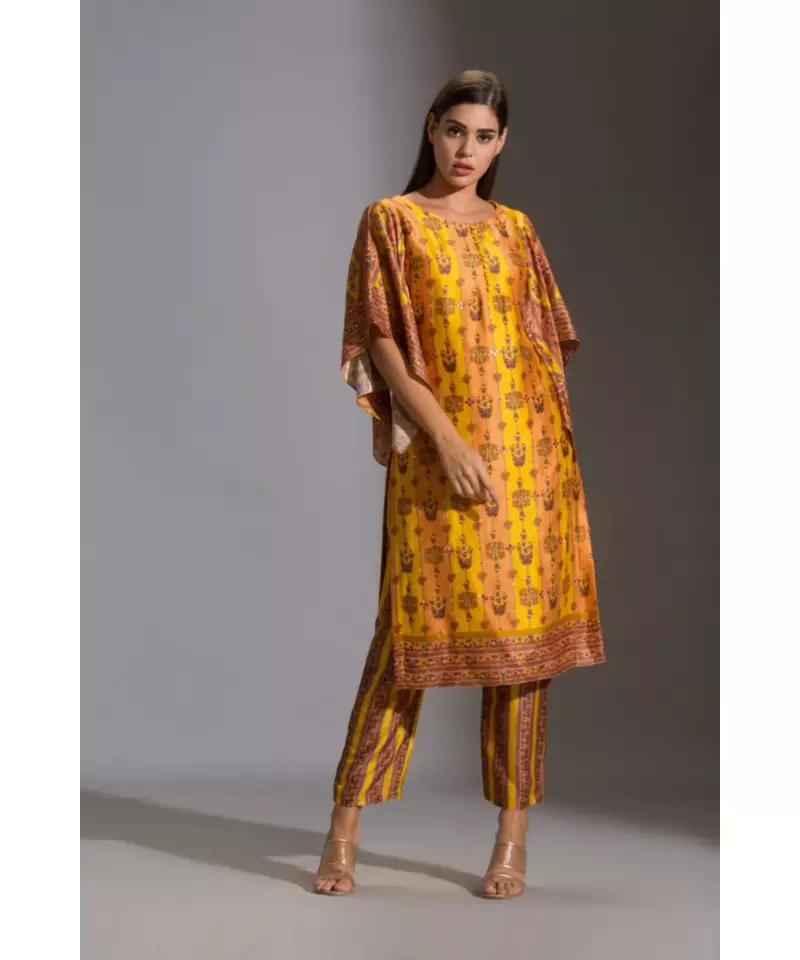 kurta with side slit and bell sleeves paired with printed pants