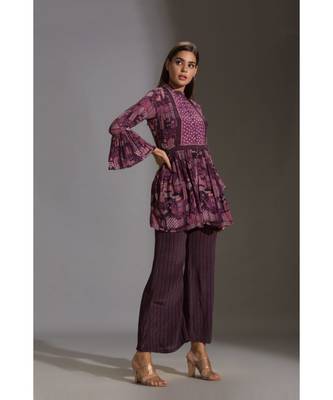 Peplum Printed Top Paired With Printed Pants 4