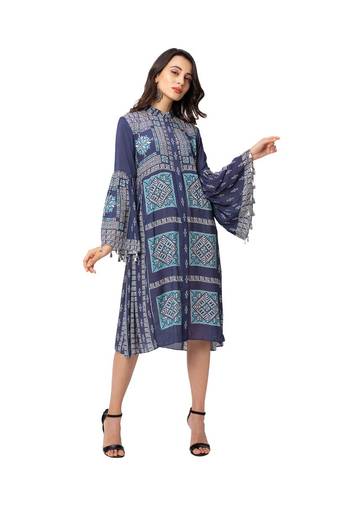 printed dress with side gathers with front opening and chinese collar