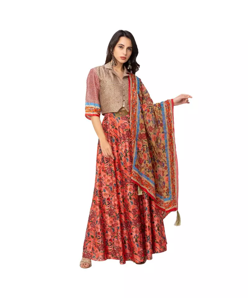 collared blouse with lehenga is paired with organza dupatta