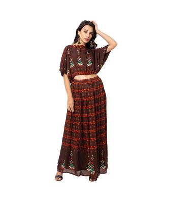 Flared Printed Skirt Is Paired With Rushed Crop Top 2