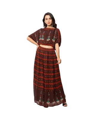 Flared Printed Skirt Is Paired With Rushed Crop Top 1