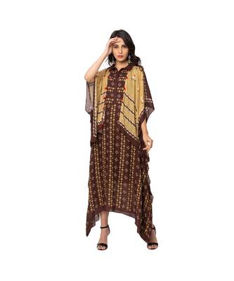 Asyemtrical Dress Is Paired With Kaftaan Jacket 2