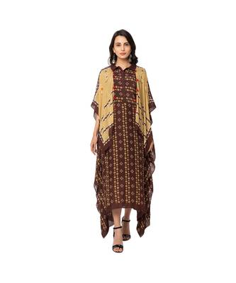 Asyemtrical Dress Is Paired With Kaftaan Jacket 1