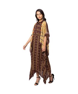 Asyemtrical Dress Is Paired With Kaftaan Jacket 3