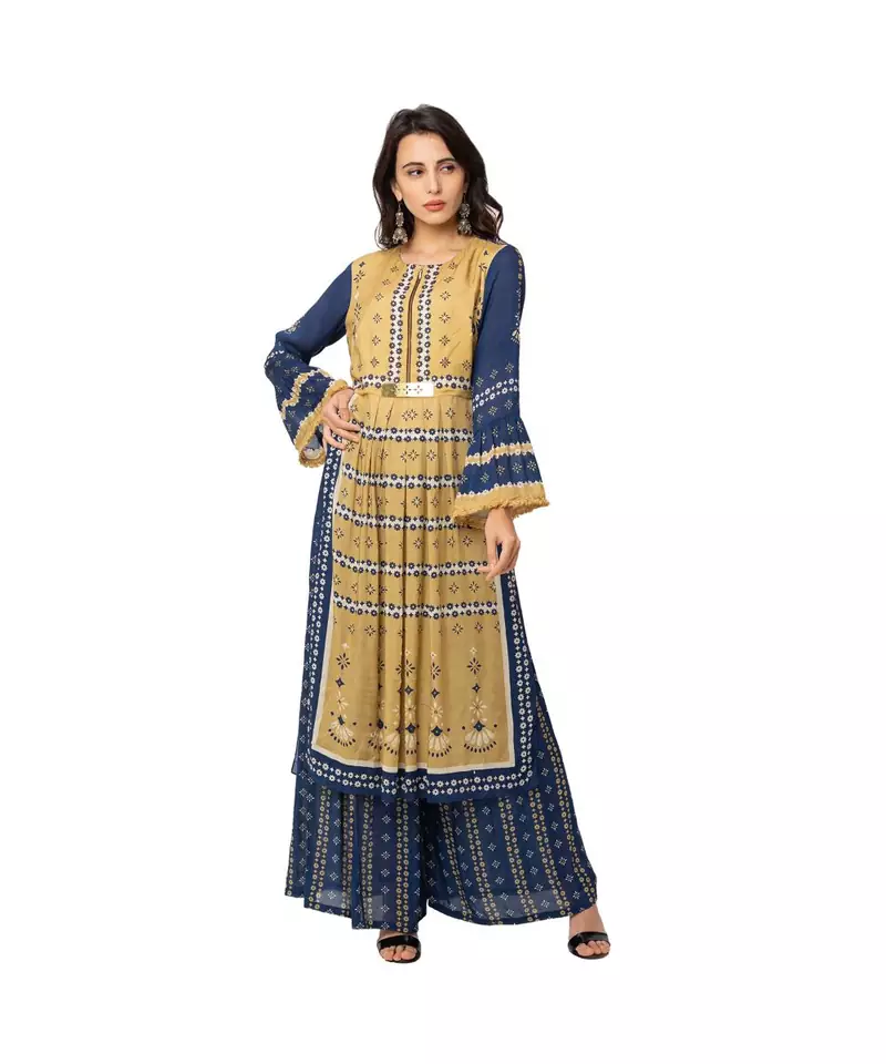 kurta with gatheres at waist having metal belt detail and bell sleeves is paired with printed flared pants