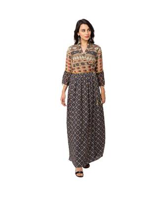 Printed Wrap Dress With Overlap Tie Up 2