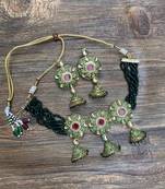 Green Antique Kundan Necklace Set