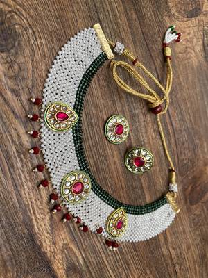 Knitted Beaded Choker Necklace 1