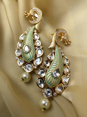 Antique Gold Plated Pearl Drop Green Kundan Earrings 1