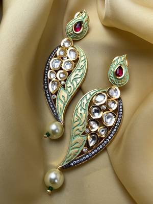 Antique Gold Plated Pearl Drop Kundan Earrings 1
