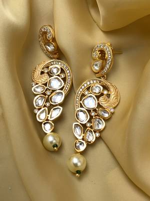 Antique Gold Plated Pearl Drop Kundan Earrings 1