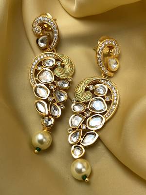 Antique Gold Plated Pearl Drop Kundan Earrings 1