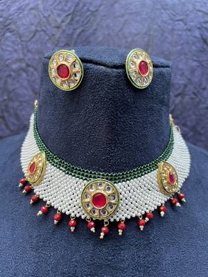 Knitted Beaded Choker Necklace 1