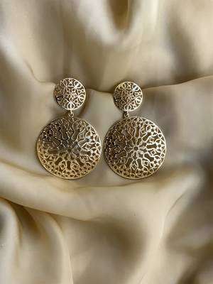 Matt Gold Plated Pearl Drop Kundan Earrings 1