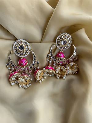 Matt Gold Plated Pearl Drop Kundan Earrings 1