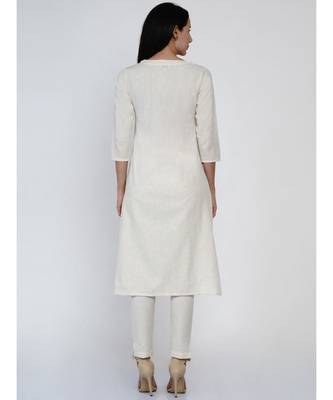 women off white cotton flex V neck kurta with lace and front pockets 5