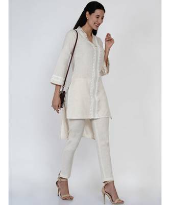 women set of off white cotton flex high low kurta with pleats and lace work with co-ordinated pants 6