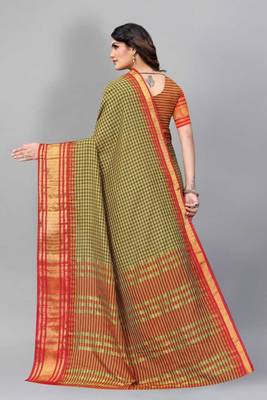 Vatudi Fashion Checkered Banarasi Cotton Silk Saree Red color for women 3