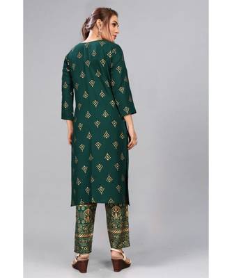 Green Foil Printed Rayon Kurti Palazzo Set 3