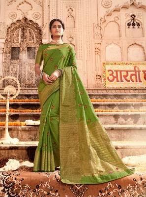 Green woven chanderi silk saree with blouse 2