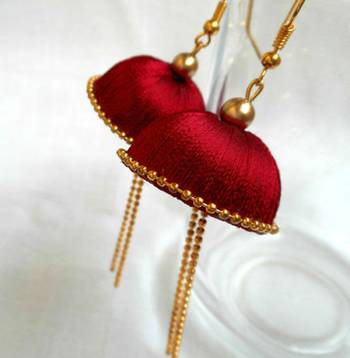 Maroon jhumkas 2