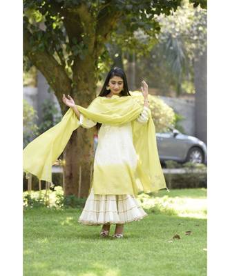 Ombre Chanderi Kurta with Tiered Garara 1