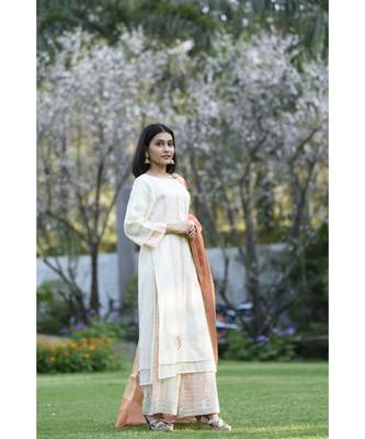 Layered Ivory Kurta with Shibori Pallazo 1